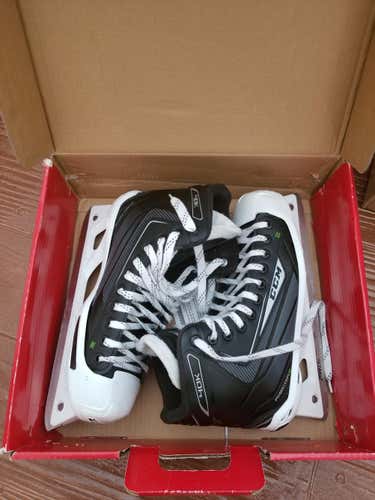 CCM Ribcor 40K Goalie Skates Senior Size 9.5D