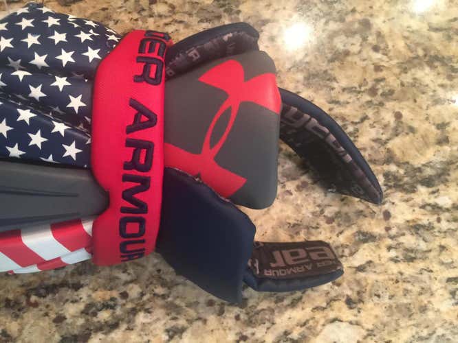 Under Armour Gloves USA LIMITED EDITION