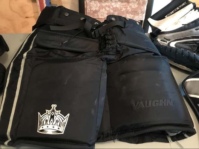 Pro Returned L.A Kings Vaughn Goalie Pants