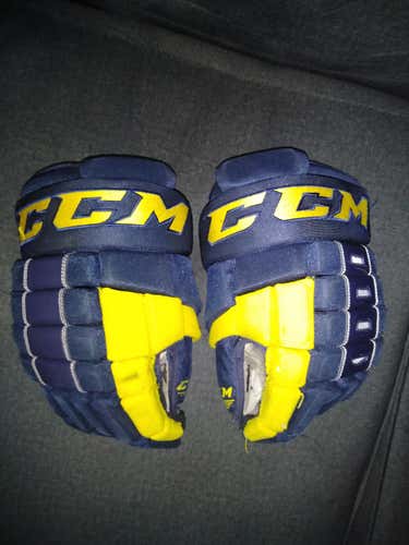 Michigan ccm gloves
