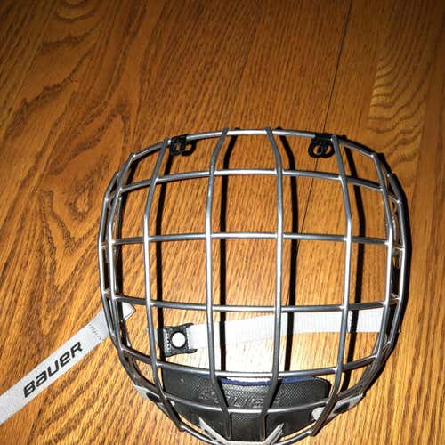 Bauer Adult Large Cate