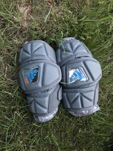 New Adidas Arm Pads