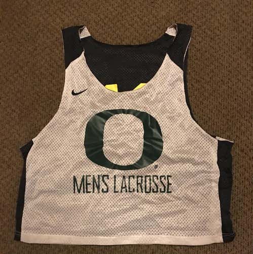 Oregon Men’s Lacrosse Pinnie