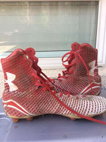 Under Armour Highlights Cleats