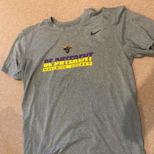 Minnesota State Hockey Drifit Nike Shirt