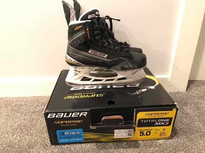 Bauer MX3 Skates Size 5D