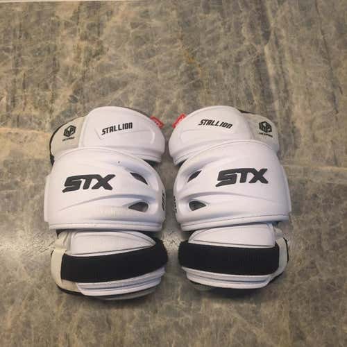 STX Stallion 500 Arm Pads