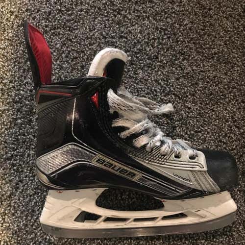 Bauer 1X Hockey Skate Size 5.5 D
