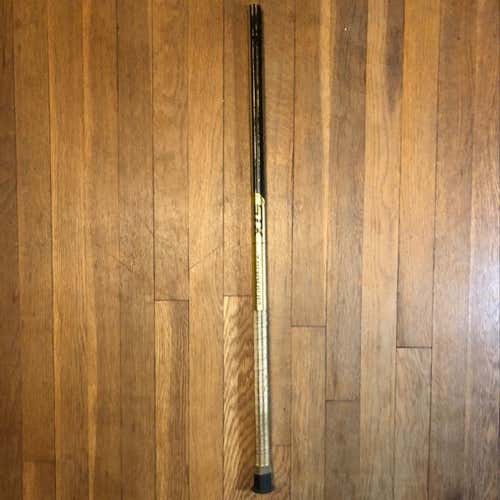 STX Vanadium Lacrosse Shaft Gold