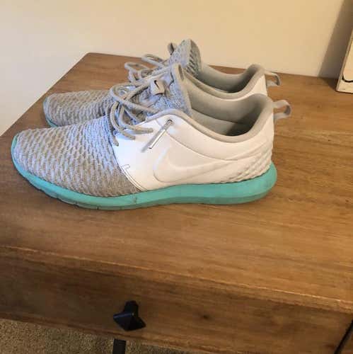 Men’s Nike Roshe