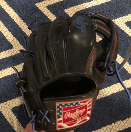 Rawlings Heart Of The Hide TT2 11.5” With American Flag Rawlings Logo