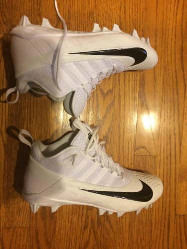 New Nike Cleats Size 10 Mens