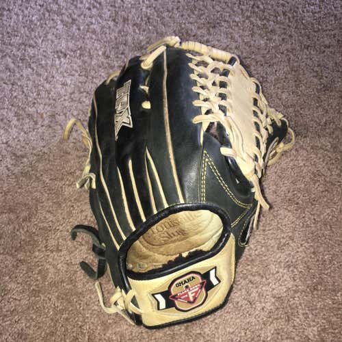 Louisville Outfield Glove