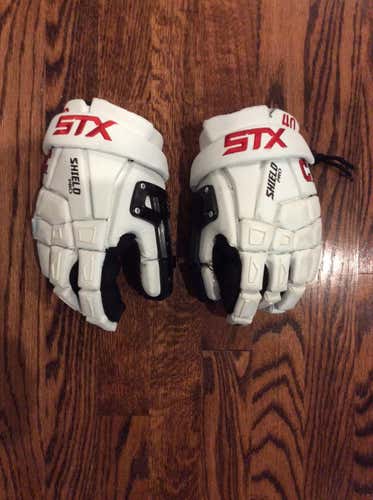 CORNELL #40 STX Shield Pro Goalie Gloves
