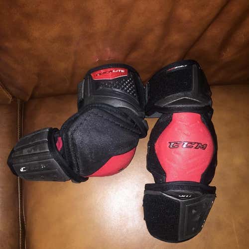 Medium CCM QLT Quicklite Elbows