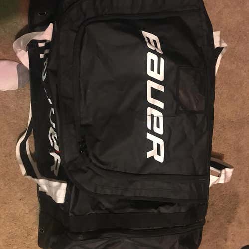 32” Senior Bauer Vapor Pro Carry Hockey Bag