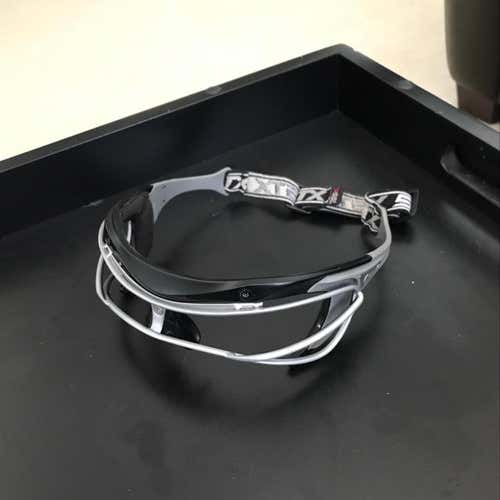 Stx sight form goggles. brand new