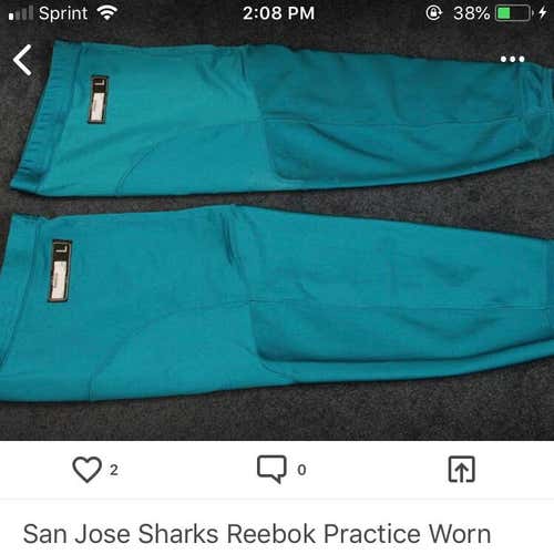 2 Pairs Of Sharks Practice Socks XL