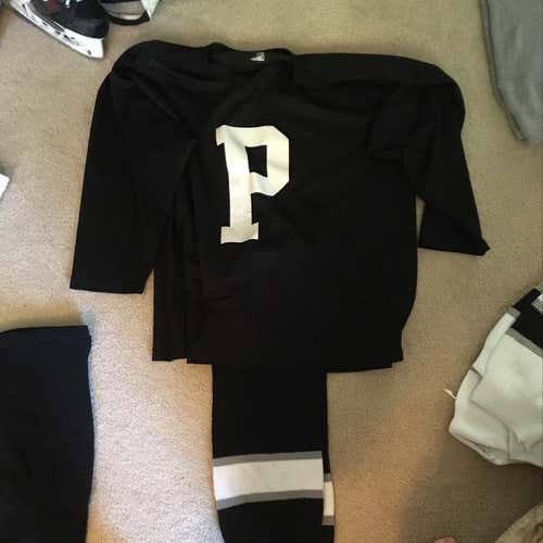 6 Hockey Uniforms