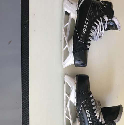 Used Bauer 1s Goalie Skates