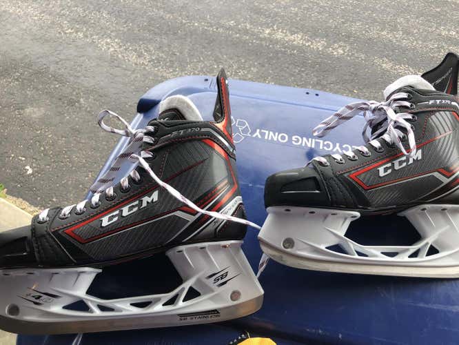 CCM JetSpeed FT370 Skates Senior Size 9D