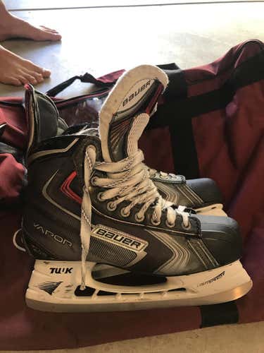 Bauer Vapor X900 Skates Senior Size 10