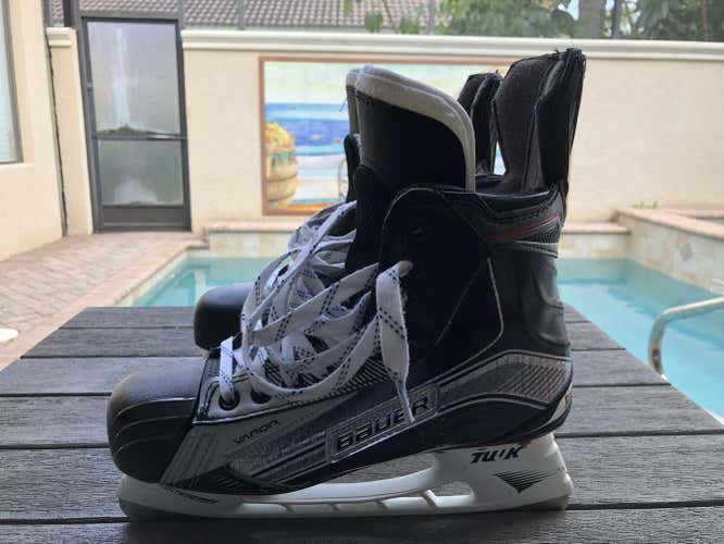 Pro Stock Bauer 1x 7 3/4 L 7 1/2 R width D/A