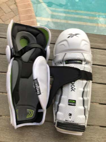 Reebok 20k Shin Pads Senior