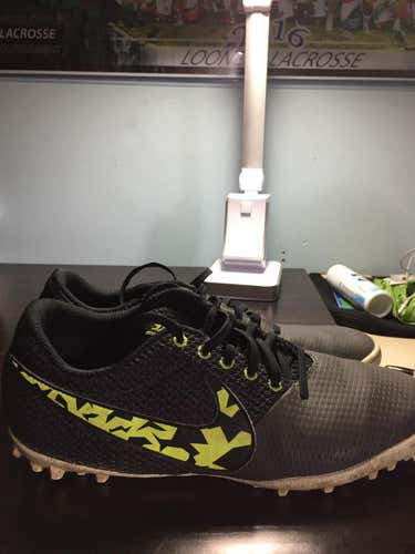 Nike Soccer/ Lacrosse Turf Shoes Size 8.5