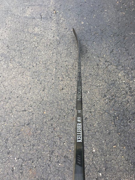 Bauer Nexus 1000 Tyler Kelleher Pro Stock Stick Right 87 Flex Senior