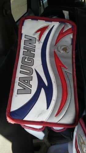 Vaughn Goalie  Blocker Regular Senior