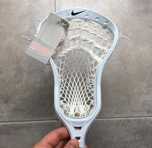 BNWT Nike Lakota U