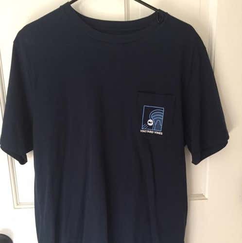 Medium Vineyard Vines Tee Shirt