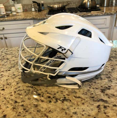 Cascade R Lacrosse Helmet