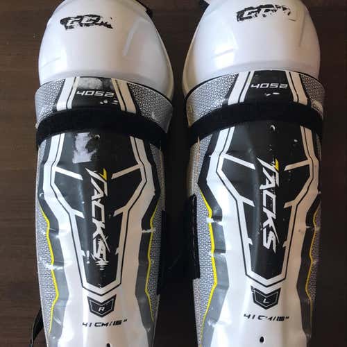 CCM Tacks 4052 Senior Shin Guards 16”
