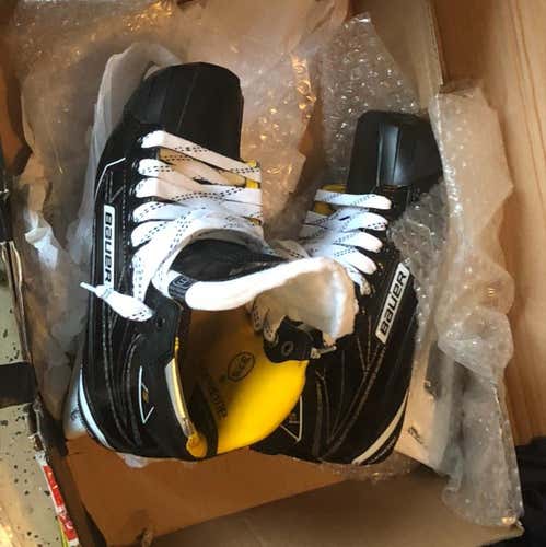 New Bauer 1S Goalie Skates 8.5D
