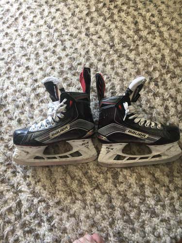 Bauer APX Skates Junior Size 2