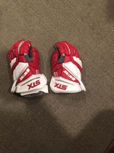 STX Gloves