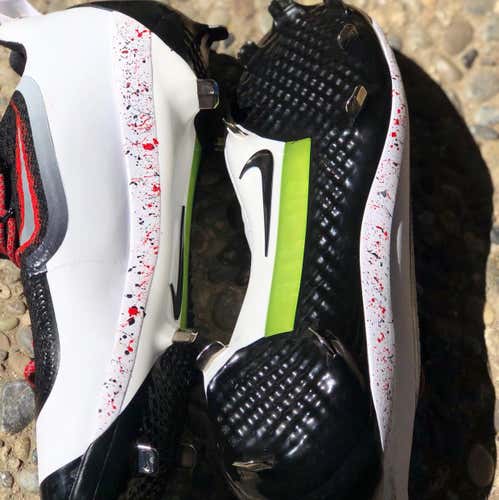 Nike Huarache 2Kfilth Low Metal Cleats 10.5