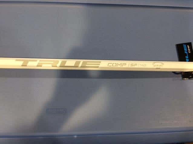 True Comp 4.0 One White Constrictor Grip