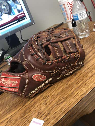 Rawlings Glove