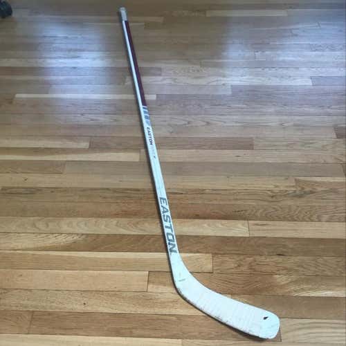 Lightly Used Easton Mako M1 Iginla P7 Lie5.5 Flex 65 - Left hand 54"