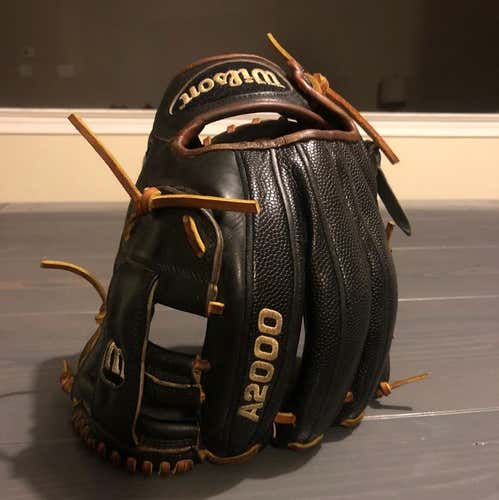 Wilson A2000....model G5....11.75”