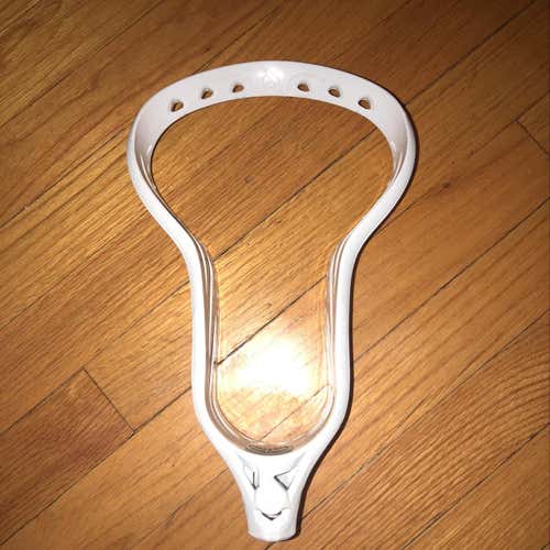 BN Powell Pioneer Unstrung