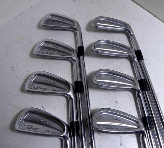 Titleist Golf 690 CB Irons RH 3-PW Steel Dynamic Gold S300 Stiff Flex Pre Owned