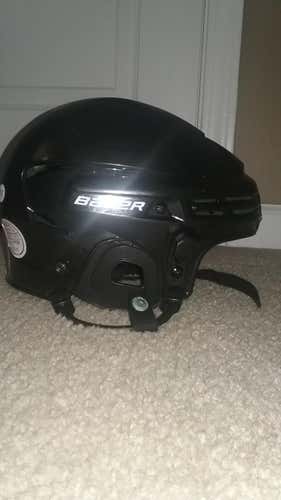 Bauer 2100 Hockey Helmet