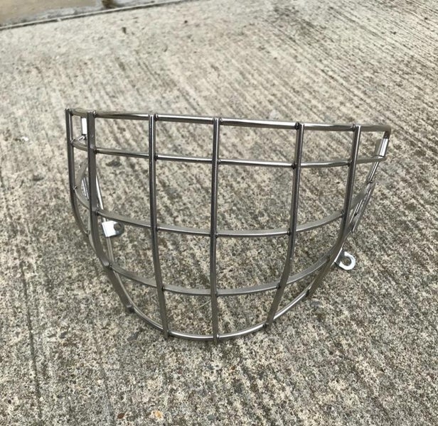 Bauer NME Certified Straight Cage
