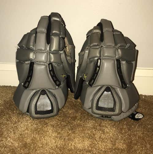 Used 12” Maverik Rome RX3 Goalie Gloves