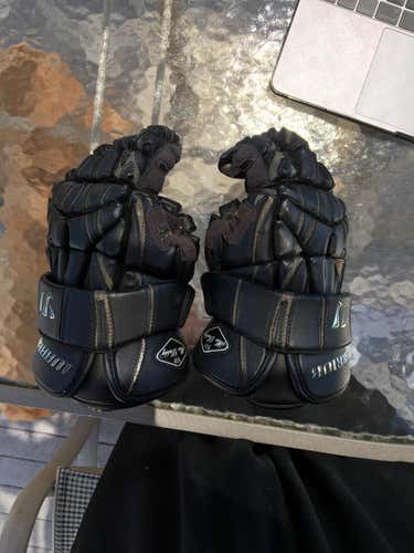 Warrior Premium Macdaddy Gloves