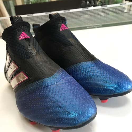 Adidas 16+ Pure control Lace less Barely Used